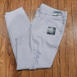 a.n.a Mid-Rise Distressed Grey Jegging Extreme Stretch Sz 18 NWT